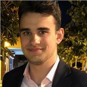 Profesor con experiencia con todo tipo de personas para dar clases de piano, lenguaje musical, composición, informática musical, etc...
Tengo 20 años, profesional, he trabajado en el ámbito orquestal de verbenas, en bandas y orquestas clásicas, musicales
